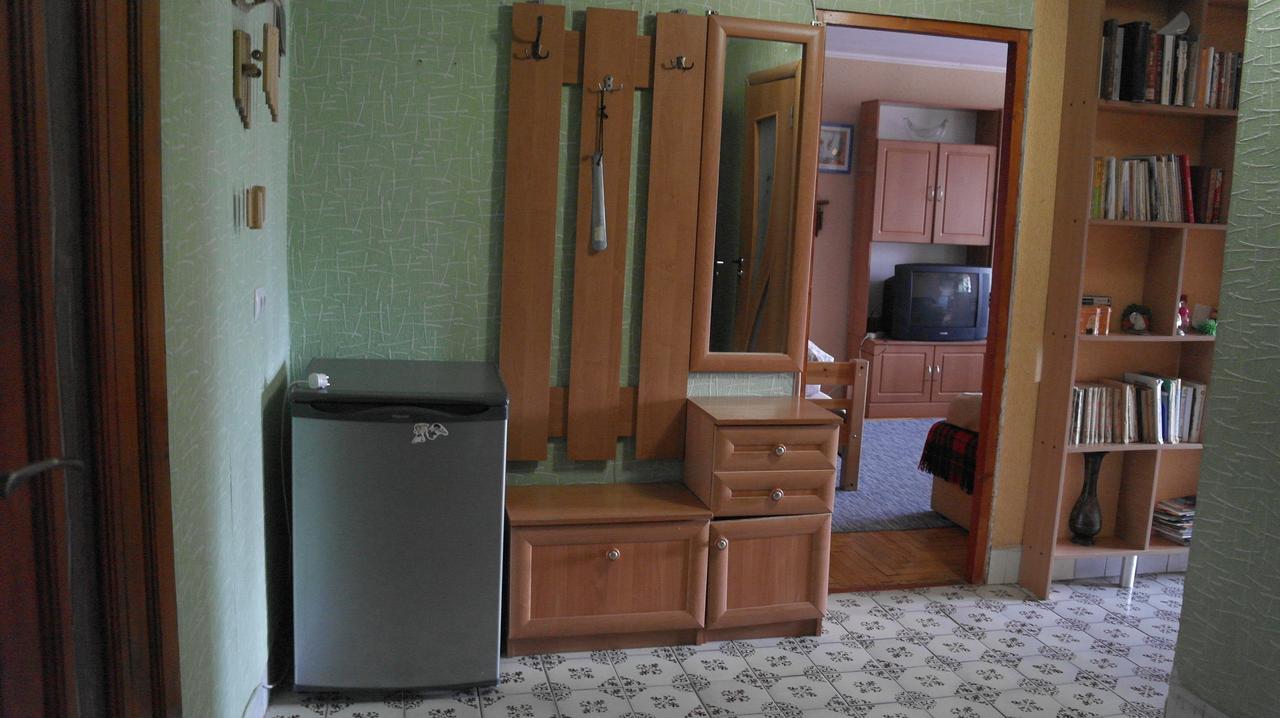 Apartment On Korjatovich 6A ベレホヴェ エクステリア 写真